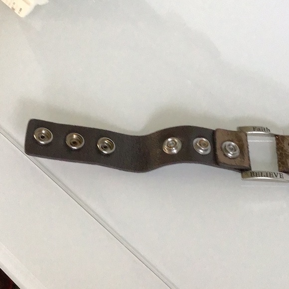Bronze Real Leather Snap Faith Bracelet - Picture 7 of 8